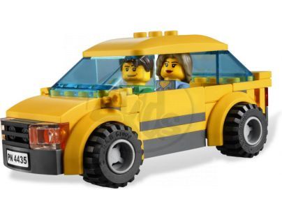 LEGO CITY 4435 Auto a karavan