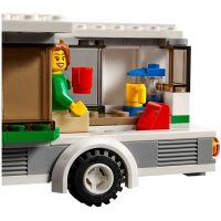 LEGO City 60117 Dodávka a karavan 5