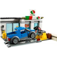 LEGO City 60132 Benzínová stanice 5