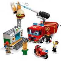 LEGO® City 60214 Záchrana burgrárny 3