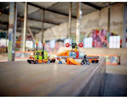 LEGO® City 60294 Kaskadérský kamión