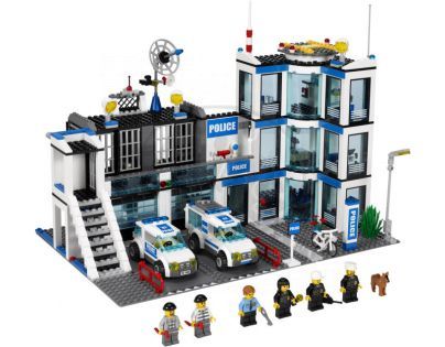 LEGO CITY 7498 Policejní stanice