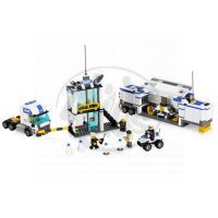 LEGO CITY 7743 Policejní kamion 4