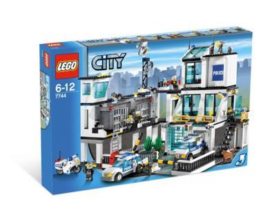 LEGO CITY 7744 Policejní stanice