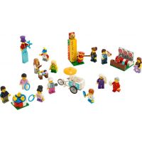 LEGO City Town 60234 Sada postav Zábavná pouť 2
