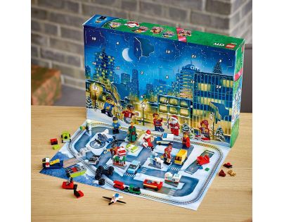 LEGO City Town Adventní kalendář