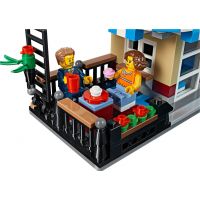 LEGO Creator 31065 Městský dům se zahrádkou - Poškozený obal 5