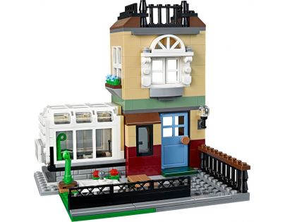 LEGO Creator 31065 Městský dům se zahrádkou - Poškozený obal