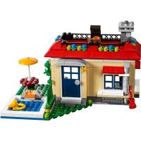 LEGO Creator 31067 Modulární prázdniny u bazénu 3