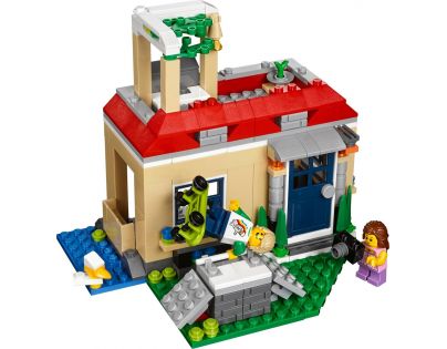 LEGO Creator 31067 Modulární prázdniny u bazénu