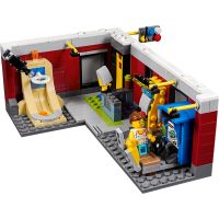 LEGO Creator 31081 Dům skejťáků 5
