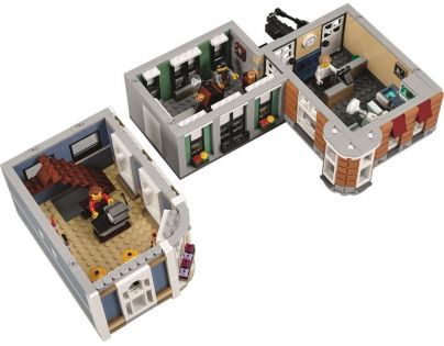 LEGO® Creator Expert 10255 Shromáždění na náměstí