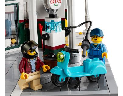 LEGO® Creators 10264 Rohová garáž