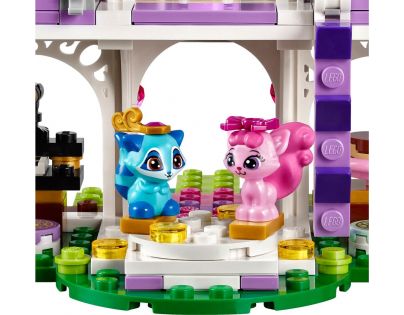LEGO Disney Princess 41142 Mazlíčci z paláce Královský hrad