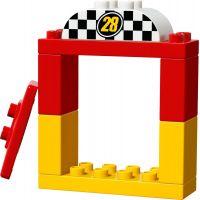 LEGO DUPLO 10843 Mickeyho závodní auto 4