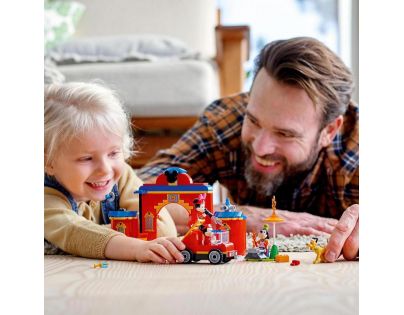LEGO® Disney ™ Mickey and Friends 10776 Hasičská stanice a auto Mickeyho přátel