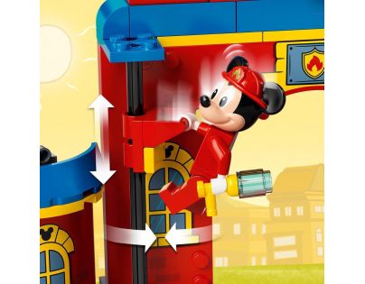 LEGO® Disney ™ Mickey and Friends 10776 Hasičská stanice a auto Mickeyho přátel