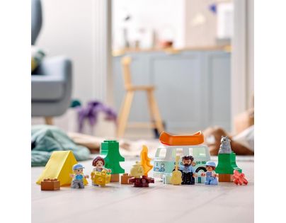 LEGO® DUPLO® Town 10946 Dobrodružství v rodinném karavanu