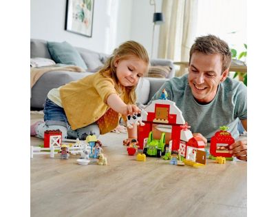 LEGO® DUPLO® Town 10952 Stodola, traktor a zvířátka z farmy