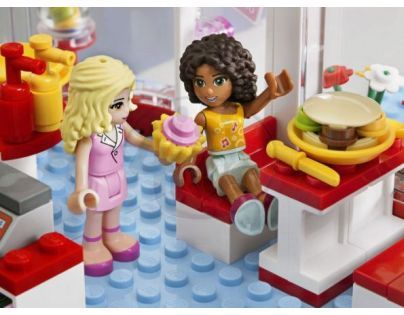 LEGO Friends 3061 Kavárna v parku