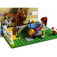 LEGO Friends 3189 Stáje v Heartlake 4