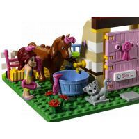 LEGO Friends 3189 Stáje v Heartlake 5