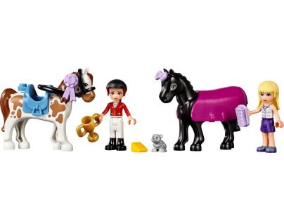 LEGO Friends 41126 Jezdecký klub v Heartlake - Poškozený obal