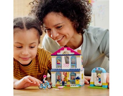 LEGO® Friends 41398 Stephanie a její dům