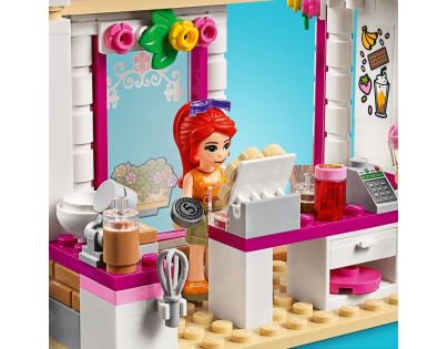 LEGO® Friends 41426 Kavárna v parku městečka Heartlake