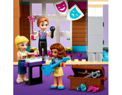 LEGO® Friends 41682 Škola v městečku Heartlake