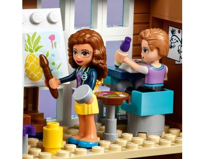 LEGO® Friends 41682 Škola v městečku Heartlake