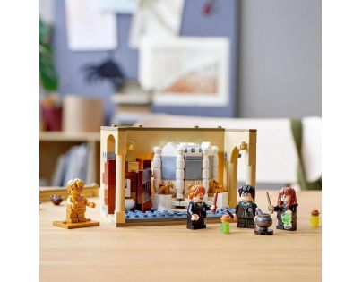 LEGO® Harry Potter™ 76386 Bradavice omyl s Mnoholičným lektvarem