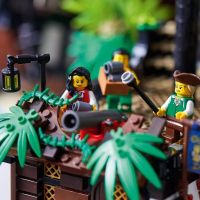 LEGO Ideas 21322 Pirates of Barracuda Bay 6