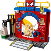 LEGO Juniors 10687 Spidermanova skrýš 3