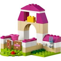 LEGO Juniors 10746 Mia a kufřík na farmu 3