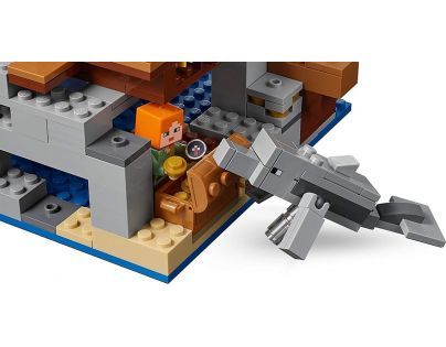 LEGO® Minecraft™ 21152 Dobrodružství pirátské lodi