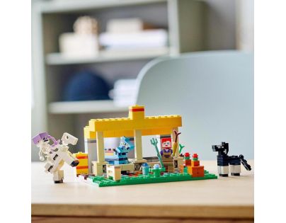 LEGO® Minecraft™ 21171 Koňská stáj