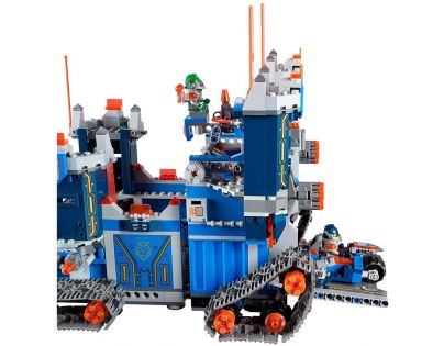 LEGO Nexo Knights 70317 Fortrex - Poškozený obal