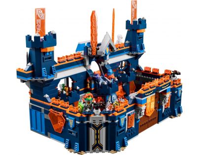 LEGO Nexo Knights 70357 Hrad Knighton - Poškozený obal