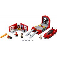 LEGO Speed Champions 75882 Ferrari FXX K a vývojové centrum 2