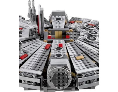 LEGO Star Wars 75105 Millennium Falcon - Poškozený obal