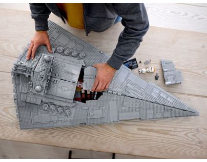 LEGO® Star Wars™ 75252 Imperiální hvězdný destruktor