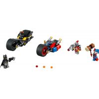 LEGO Super Heroes 76053 Batman™: Motocyklová honička v Gotham City 2