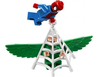 LEGO Super Heroes 76059 Spiderman Past z chapadel doktora Ocka