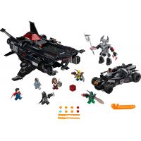 LEGO Super Heroes 76087 Obří netopýr: Vzdušný útok v Batmobilu 2