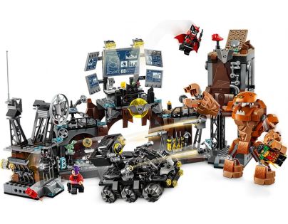 LEGO Super Heroes 76122 Clayface™ útočí na Batmanovu jeskyni