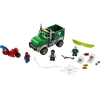 LEGO Super Heroes 76147 Vulture a přepadení kamionu 2
