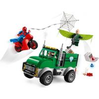LEGO Super Heroes 76147 Vulture a přepadení kamionu 3