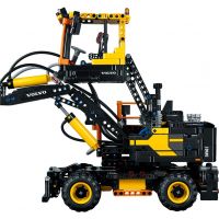 LEGO Technic 42053 Volvo EW 160E - Poškozený obal 4