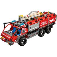 LEGO Technic 42068 Letištní záchranné vozidlo 2